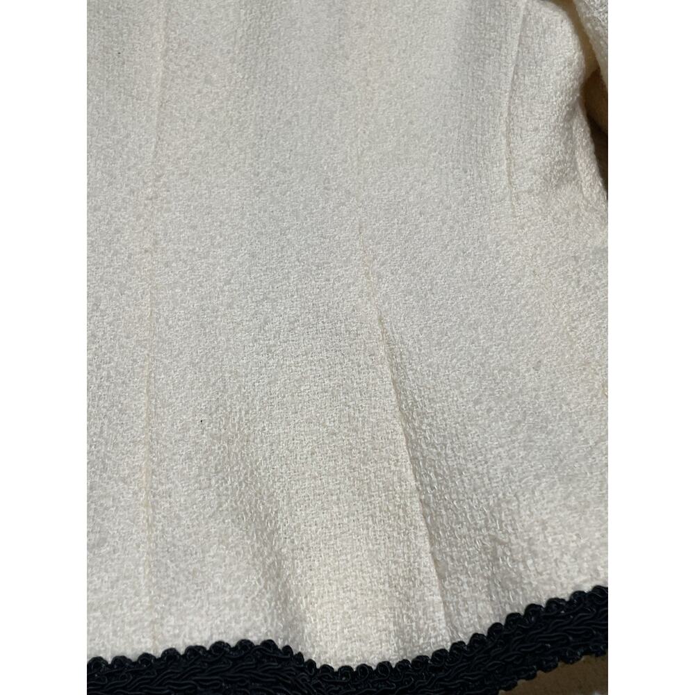 VTG BARRIE PACE Preppy Faux Pearl Button Wool Contrast Trim White Cream Sz 2P - Picture 5 of 5